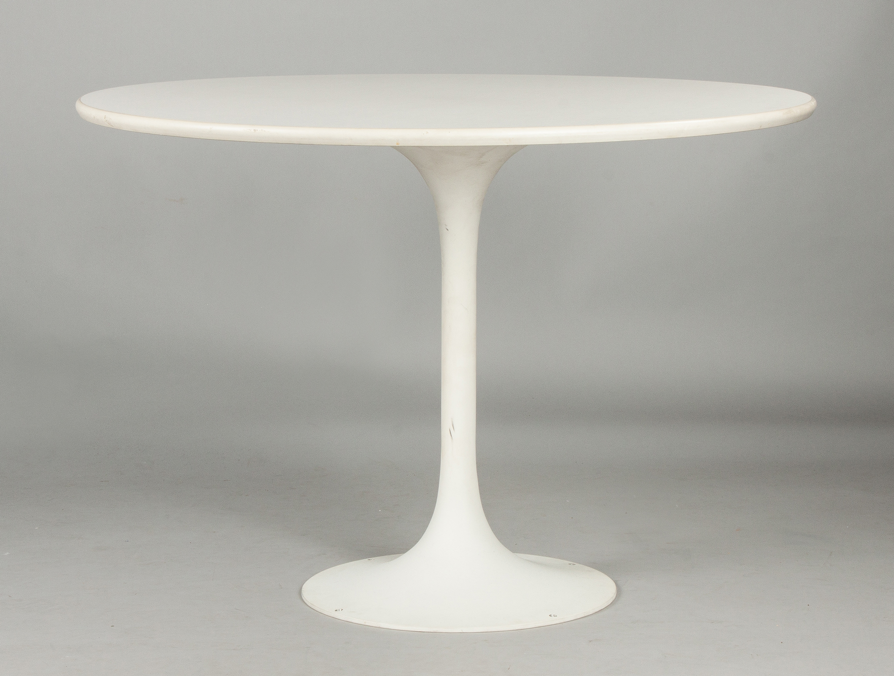 Appraisal: Knoll White Table together with Folding Chairs Table Some abrasions