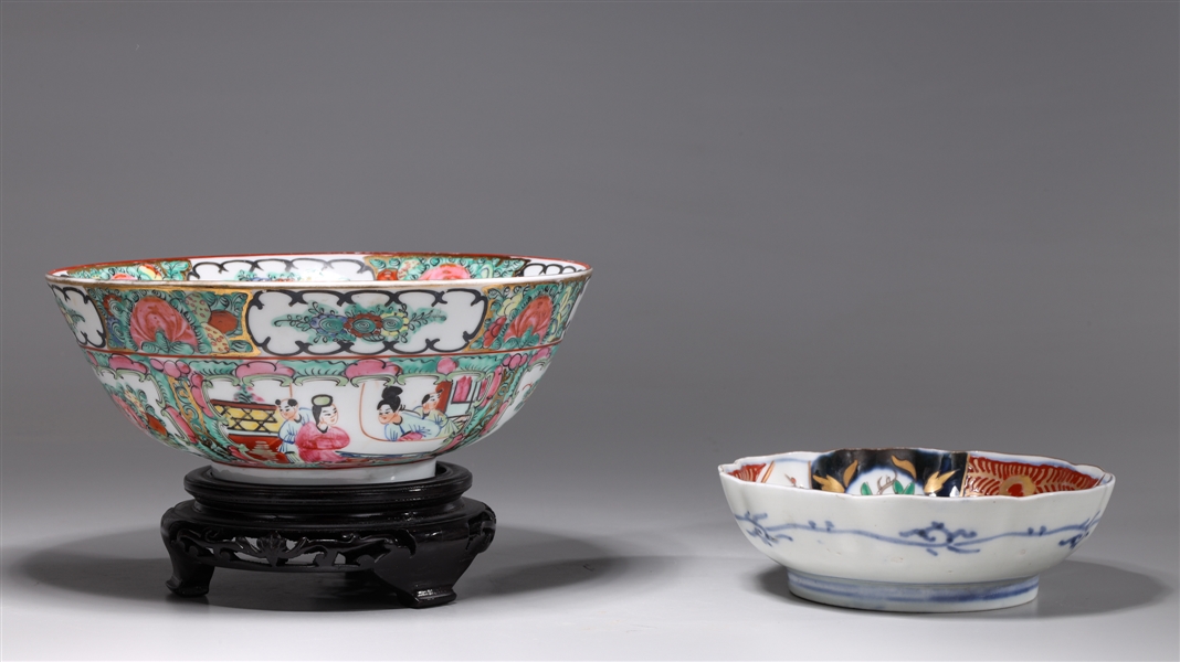 Appraisal: Group of Chinese and Japanese porcelain including antique Amari dish