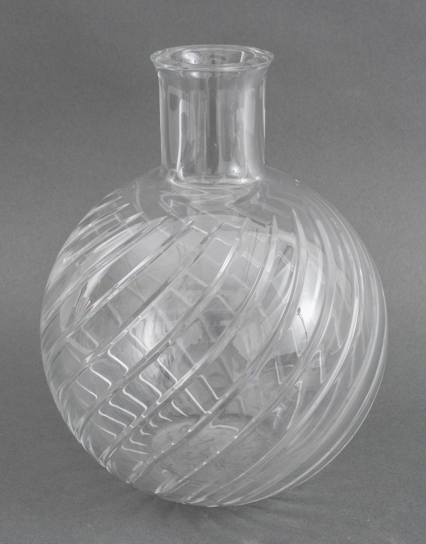 Appraisal: BACCARAT FRENCH CRYSTAL GLASS VASE Baccarat French crystal glass vase