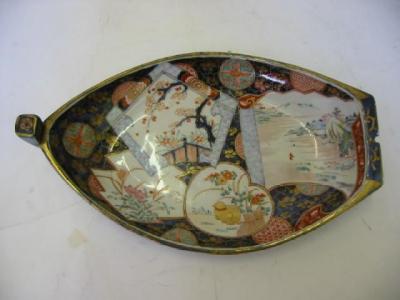 Appraisal: AN IMARI PORCELAIN DISH late th century of boat form