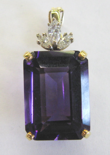 Appraisal: American Fourteen-Karat Yellow Gold Amethyst and Diamond Pearl Enhancer composed