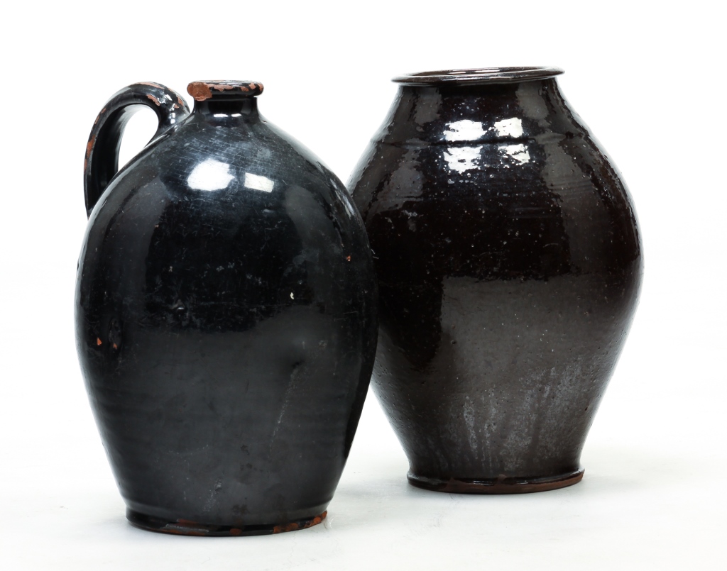 Appraisal: AMERICAN REDWARE OVOID JUG AND CROCK Mid th century Both