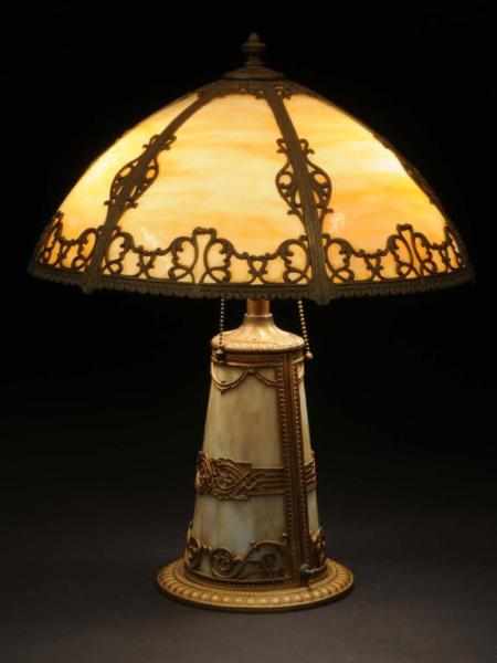 Appraisal: Victorian Slag Glass Lamp Description With diameter shade Nice metal