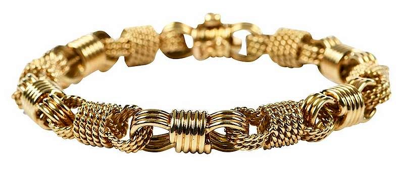 Appraisal: kt Gold Bracelet twisted rope links applied possibly spurious stamp