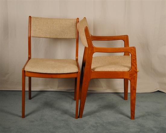 Appraisal: D-Skan Danish Modern Dining Chairs c D-Skan paper label on