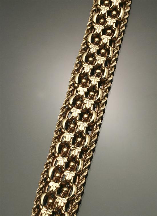 Appraisal: -Karat Yellow-Gold Bracelet Weight dwt Length - inches cm Width