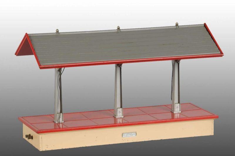 Appraisal: Lionel No Standard Gauge Station Platform Description Pre-War Late colors