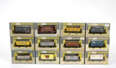 Appraisal: Wrenn a group of Goods Rolling Stock comprising GWR Mineral