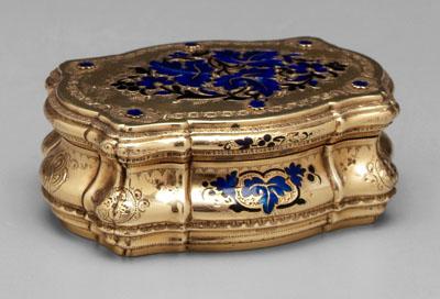 Appraisal: kt gold box cartouche shape bombe sides blue and black