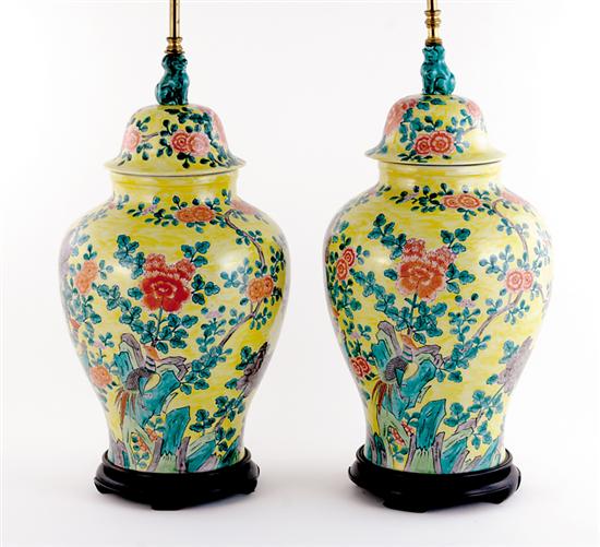 Appraisal: Pair Chinese porcelain urns classical urn form with domed lid