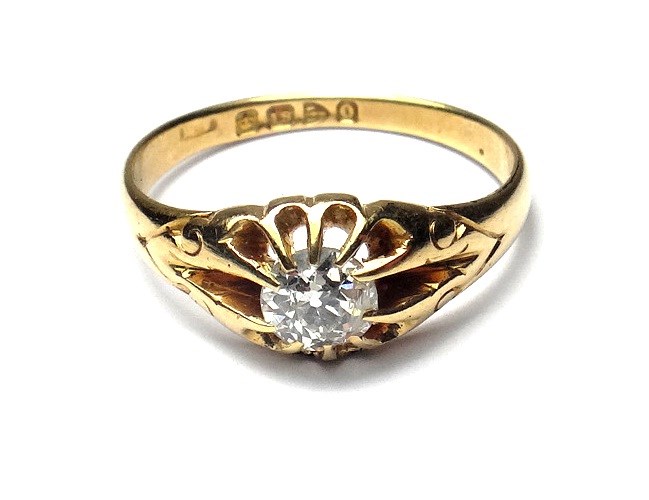 Appraisal: A Victorian ct gold and diamond set single stone ring