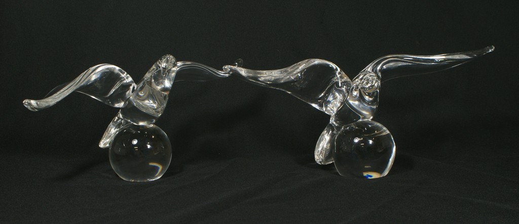 Appraisal: Steuben crystal spreading eagle sculptures perched on balls wingspan high