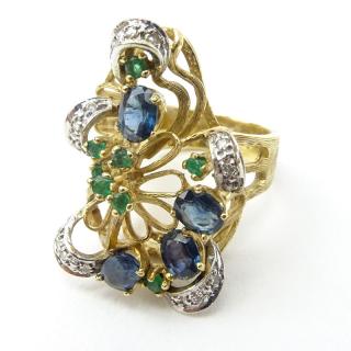 Appraisal: Vintage Karat Yellow Gold Ring with Sapphires Emeralds and Diamonds