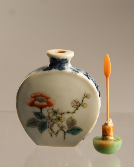 Appraisal: A th C Painted Porcelain Snuff Bottle a flattened round