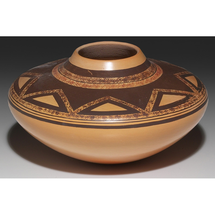 Appraisal: Hopi vase attribution bulbous shape in a tan slip with