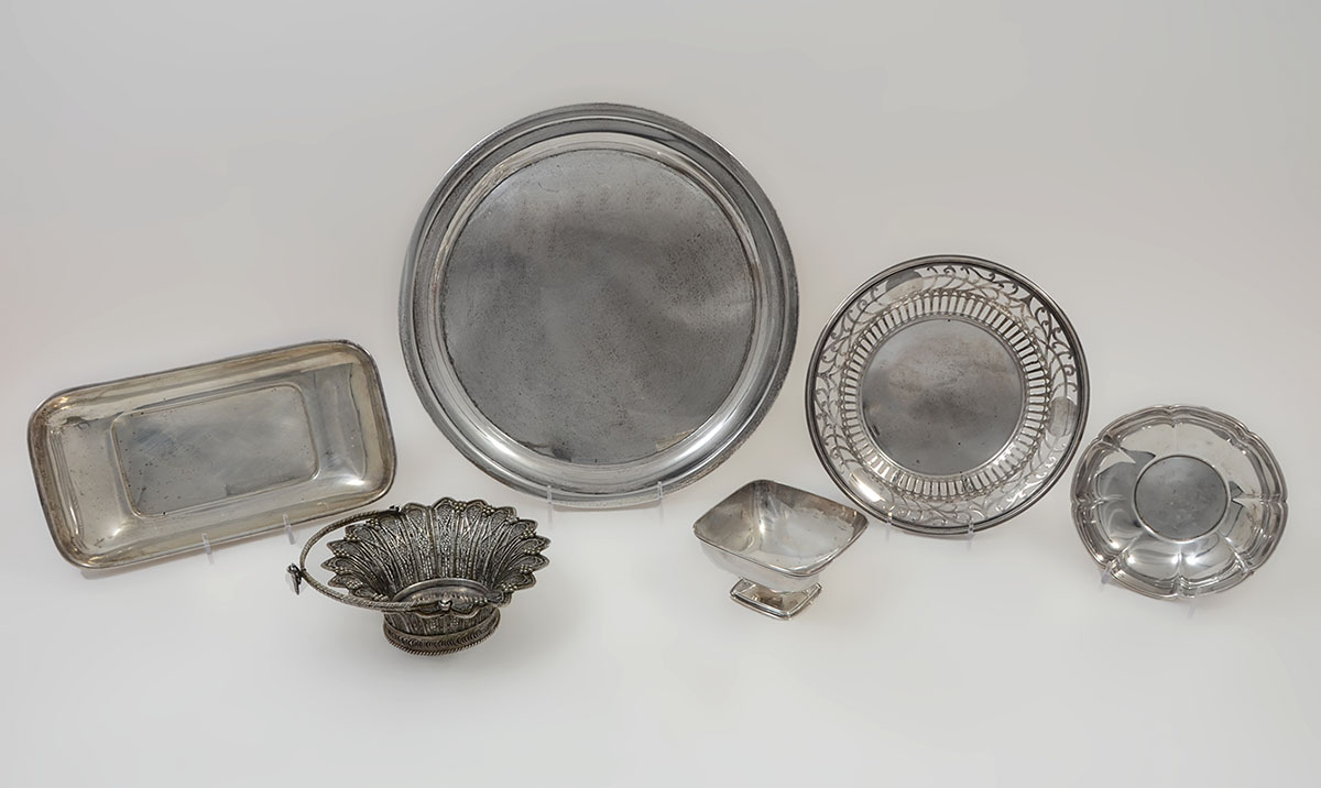 Appraisal: ESTATE COLLECTION OF STERLING SILVER TRAYS MORE An assembled collection