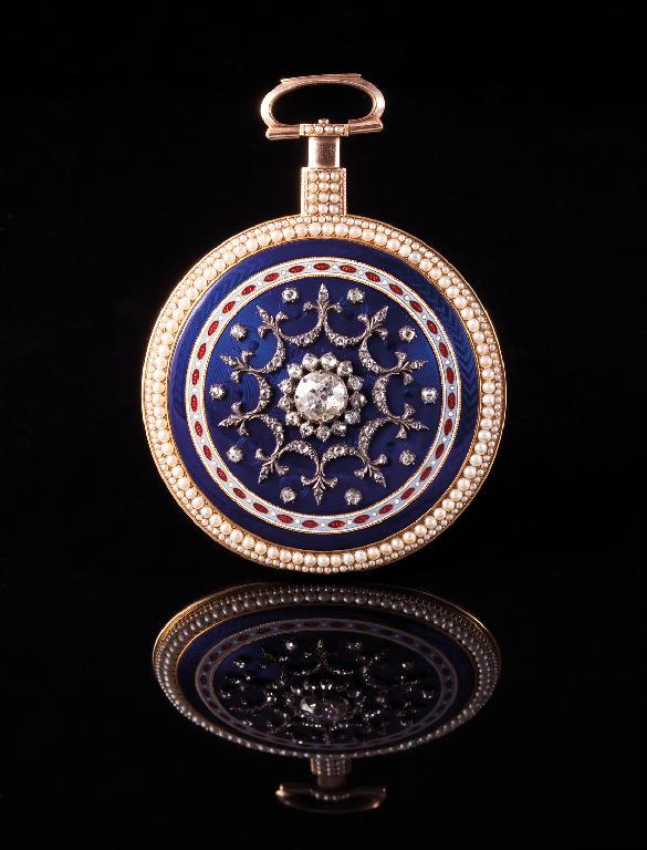 Appraisal: A FINE GEORGE III GOLD ENAMEL AND DIAMOND-SET WATCH made