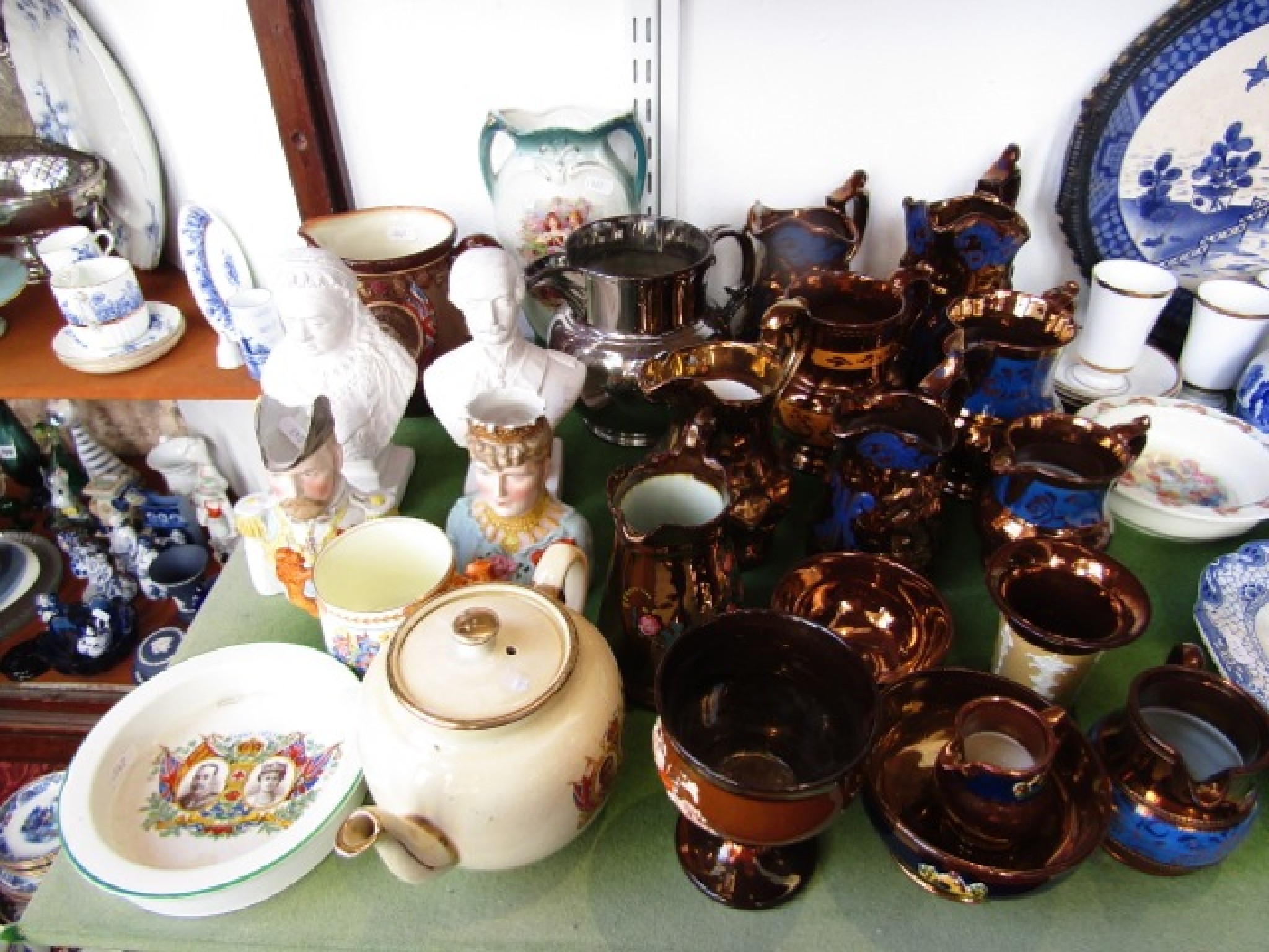 Appraisal: A quantity of royal commemorative related wares including a pair