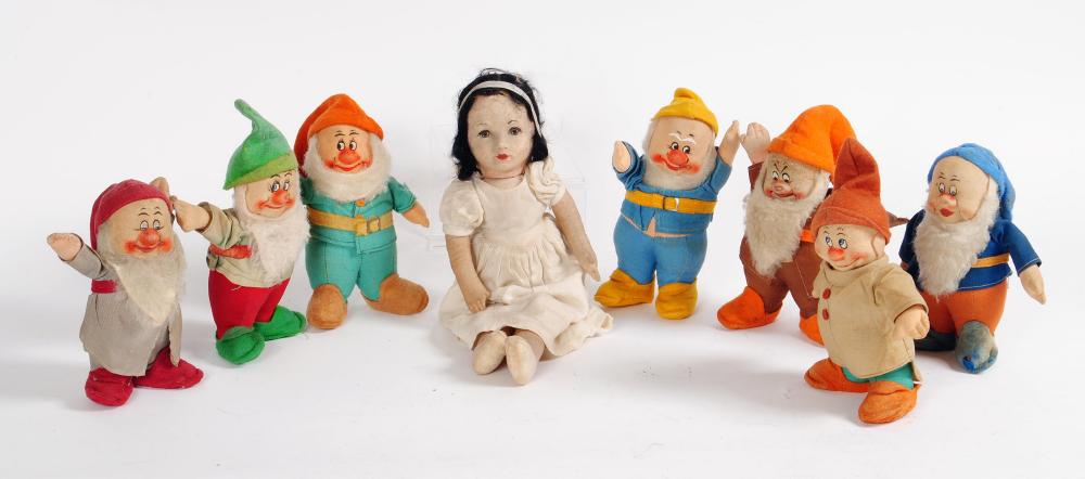 Appraisal: A pre-war Chad Valley Snow White and the Seven Dwarfs