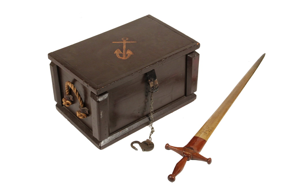 Appraisal: SAILOR'S KEEPSAKE BOX SWORDFISH SWORD - Painted Box with inlaid