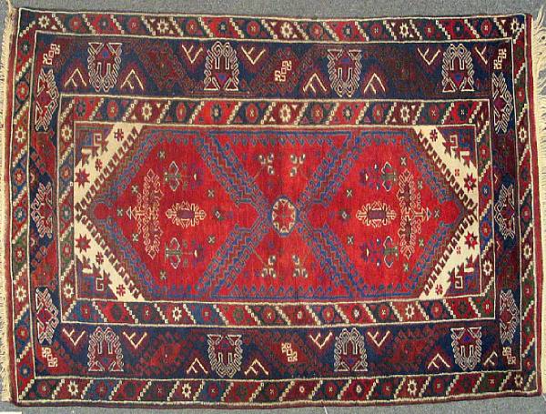 Appraisal: A Turkish rug