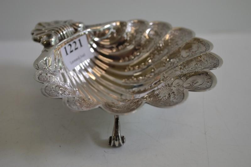 Appraisal: STERLING SILVER CLAMSHELL DISH