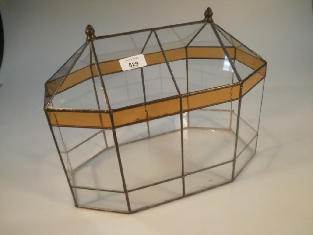 Appraisal: An octagonal leaded glass vivarium cm wide