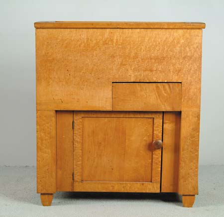 Appraisal: BIRDSEYE MAPLE LIFT TOP COMMODE Of standard form with paneled