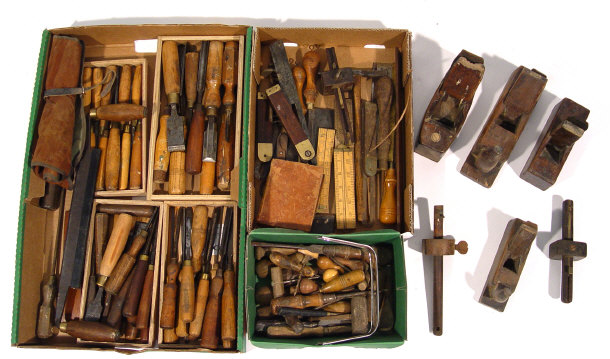 Appraisal: Collection of Victorian and later tools including chisels a selection