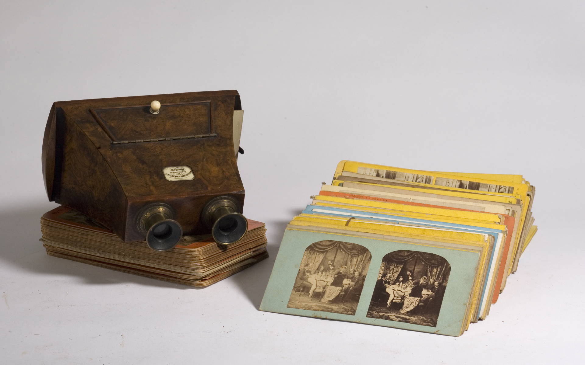 Appraisal: ENGLISH BURL WALNUT STEREOPTICON VIEWER BY CARPENTER WESLEY Together with