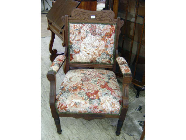 Appraisal: VICTORIAN WALNUT UPHOLSTERED CHAIR