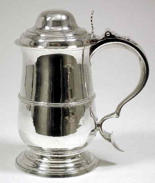 Appraisal: A good George III silver lidded baluster shape tankard the