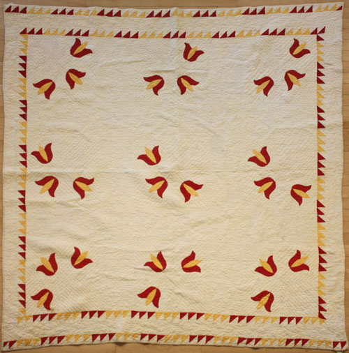 Appraisal: Pieced tulip pattern quilt late th c x