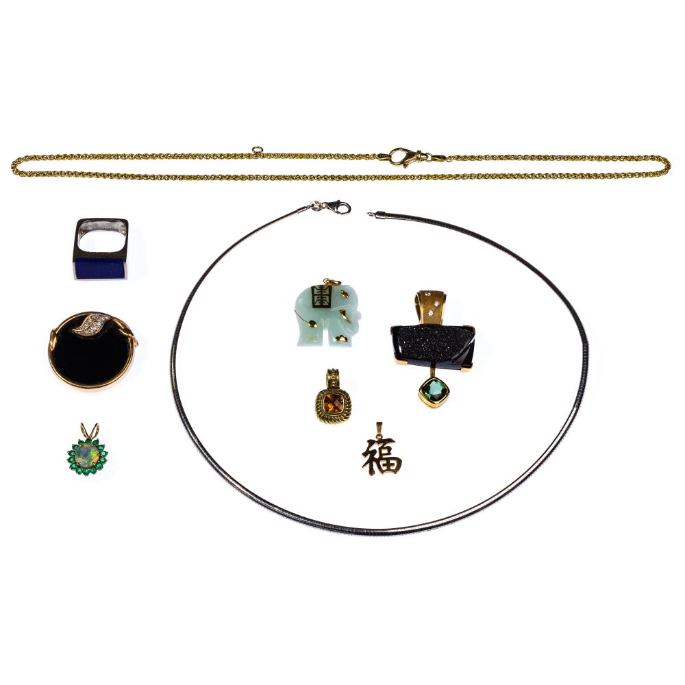 Appraisal: K GOLD JEWELRY ASSORTMENT items including pendants including David Yurman