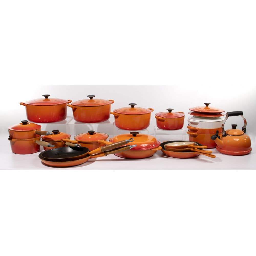 Appraisal: LE CREUSET FLAME COOKWARE ASSORTMENT items including a -inch grill