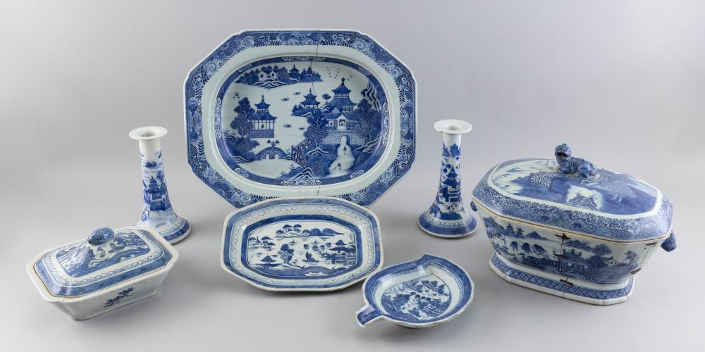 Appraisal: SEVEN PIECES OF CHINESE EXPORT BLUE AND WHITE PORCELAIN TH