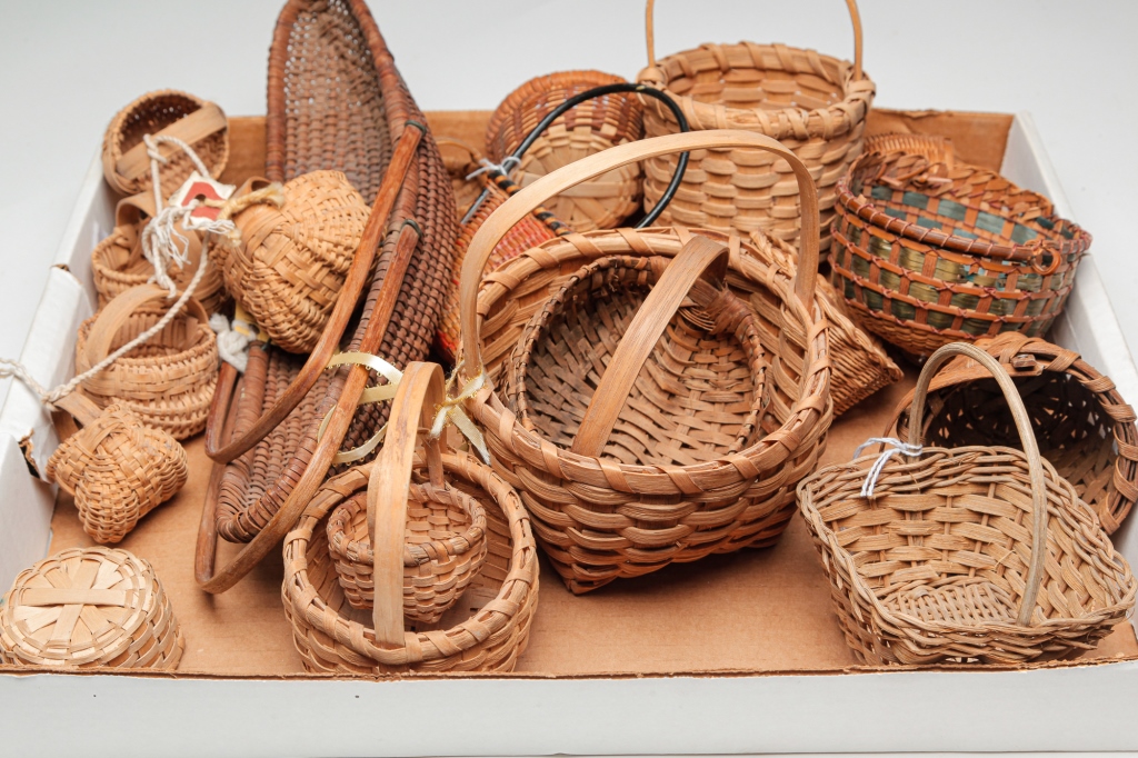 Appraisal: GROUP OF AMERICAN MINIATURE BASKETS Twentieth century Mostly woven splint