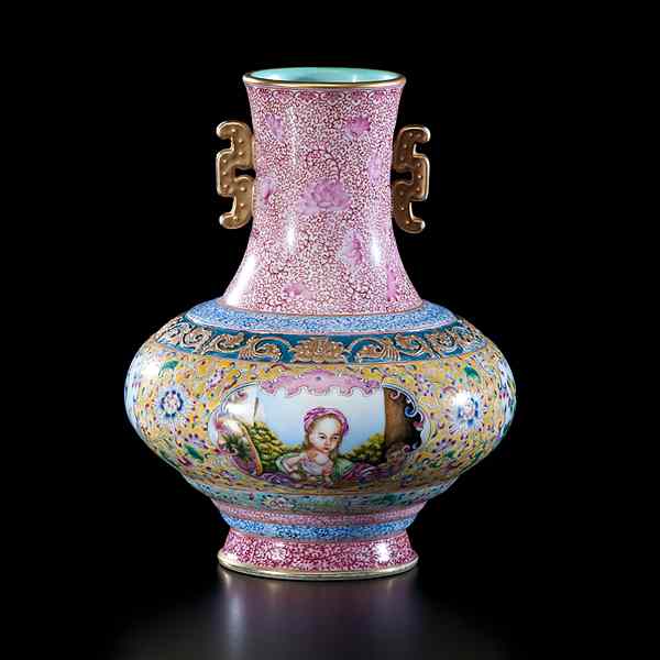 Appraisal: Chinese Famille Rose Falangcai Vase Chinese probably early th century