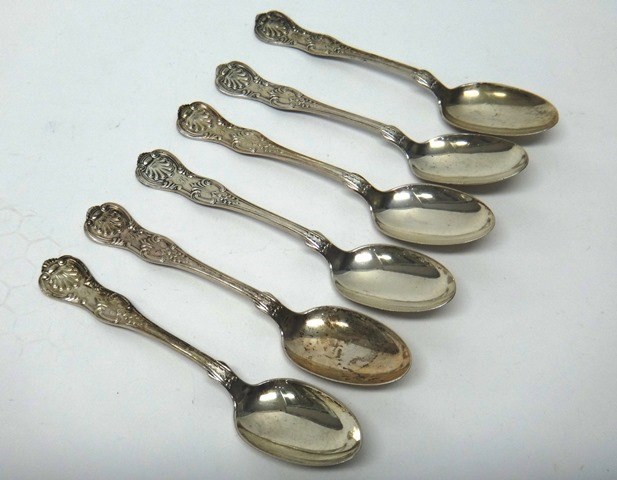 Appraisal: A set of six silver King's pattern dessert spoons detailed