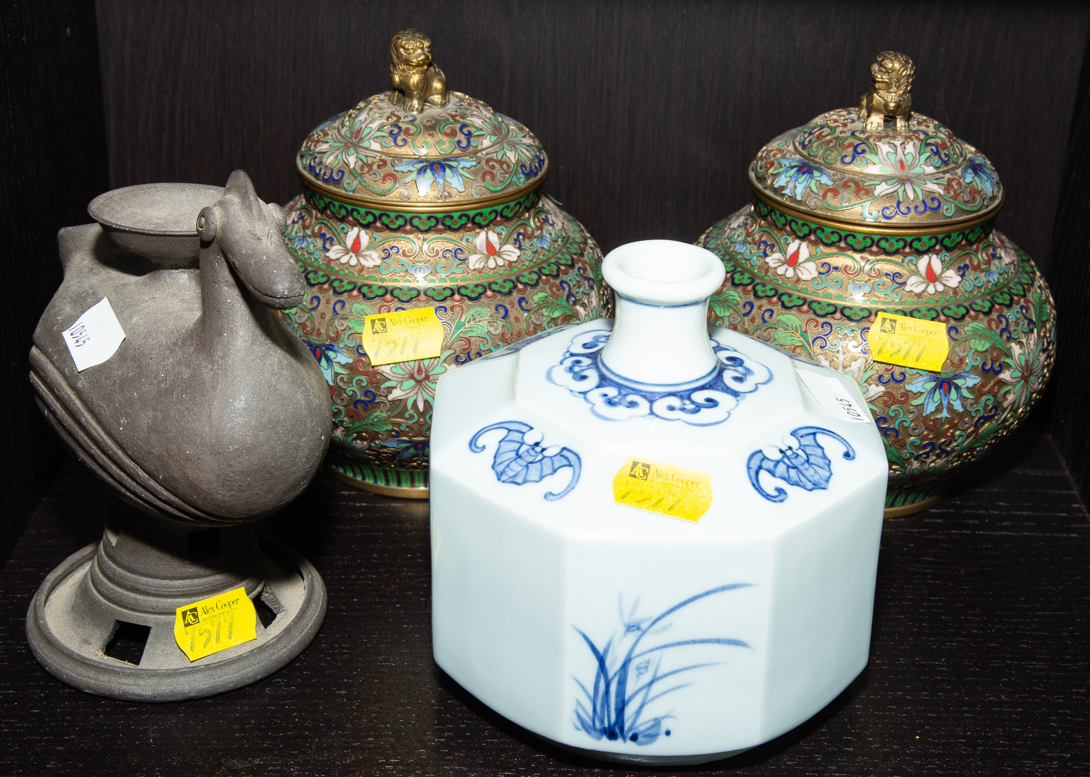 Appraisal: DECORATIVE ORIENTAL STYLE ITEMS Including porcelain jar ceramic abstract duck