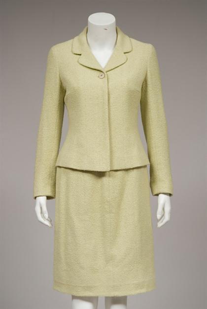 Appraisal: Pale yellow cotton boucle Chanel skirt suit spring Covered placket