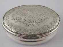 Appraisal: A white metal tests silver oval snuff box with finely