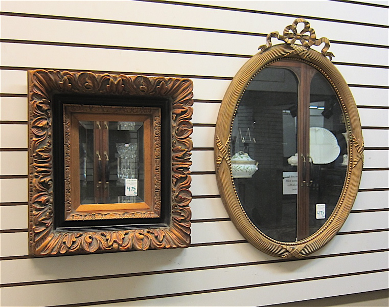 Appraisal: TWO WALL MIRRORS IN GILT WOOD FRAMES A rectangular mirror