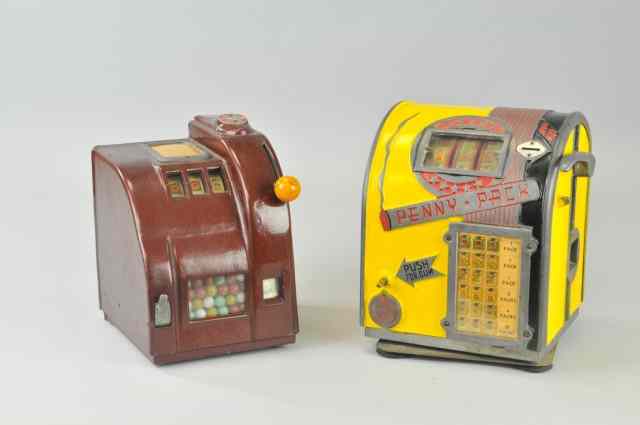 Appraisal: LOT OF TWO CIGARETTE SLOT MACHINES Both Die-Cast one repainted