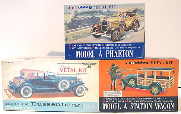 Appraisal: Hubley Metal Car kits Boxed th scale metal American vehicles