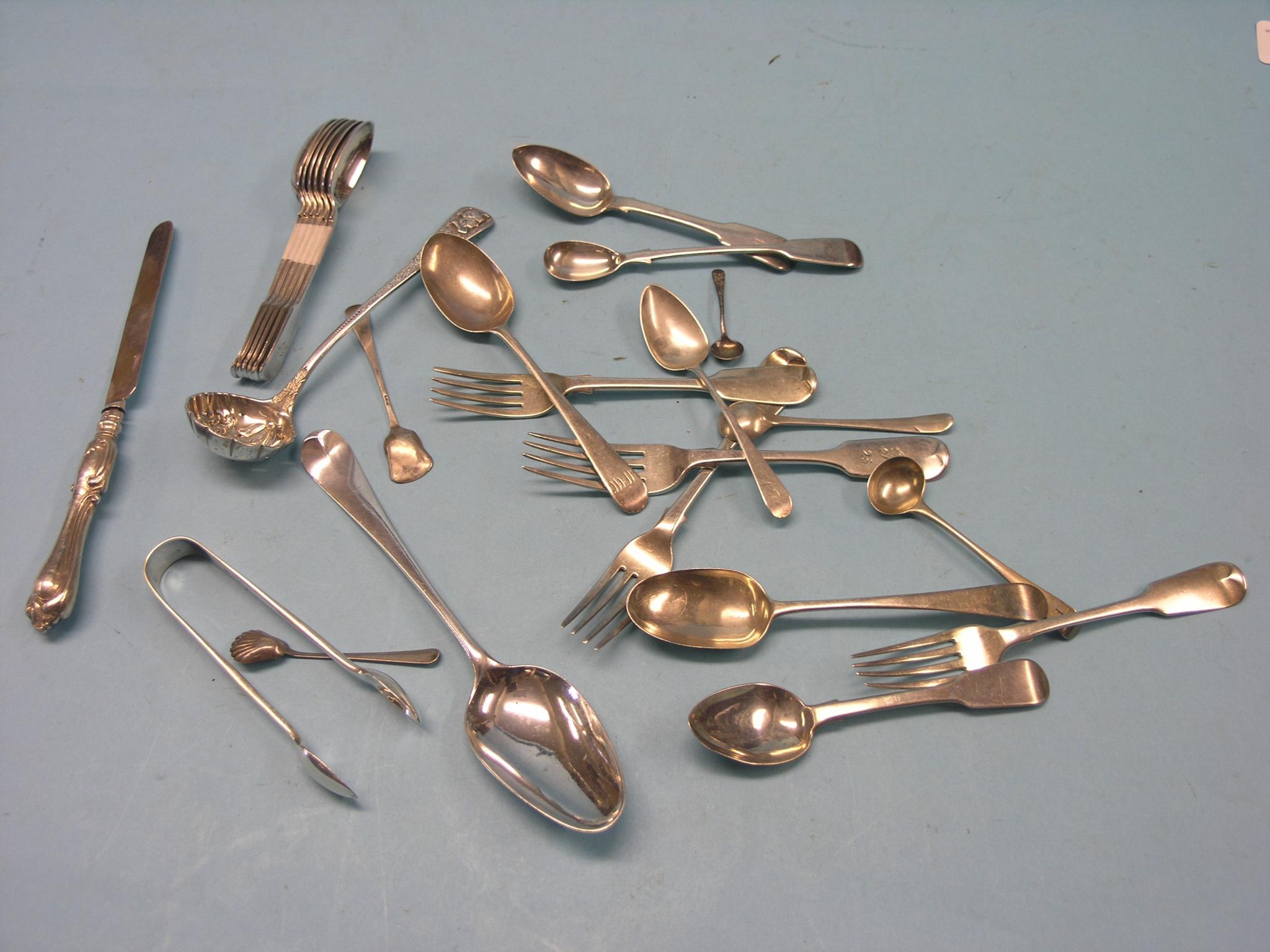 Appraisal: A set of six silver fiddle-pattern teaspoons London Georgian silver