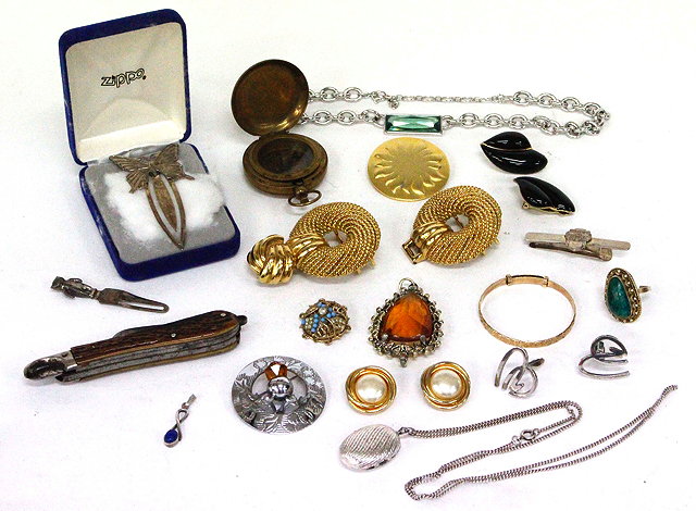 Appraisal: A SMALL QUANTITY OF PASTE JEWELLERY a Victorian pen knife