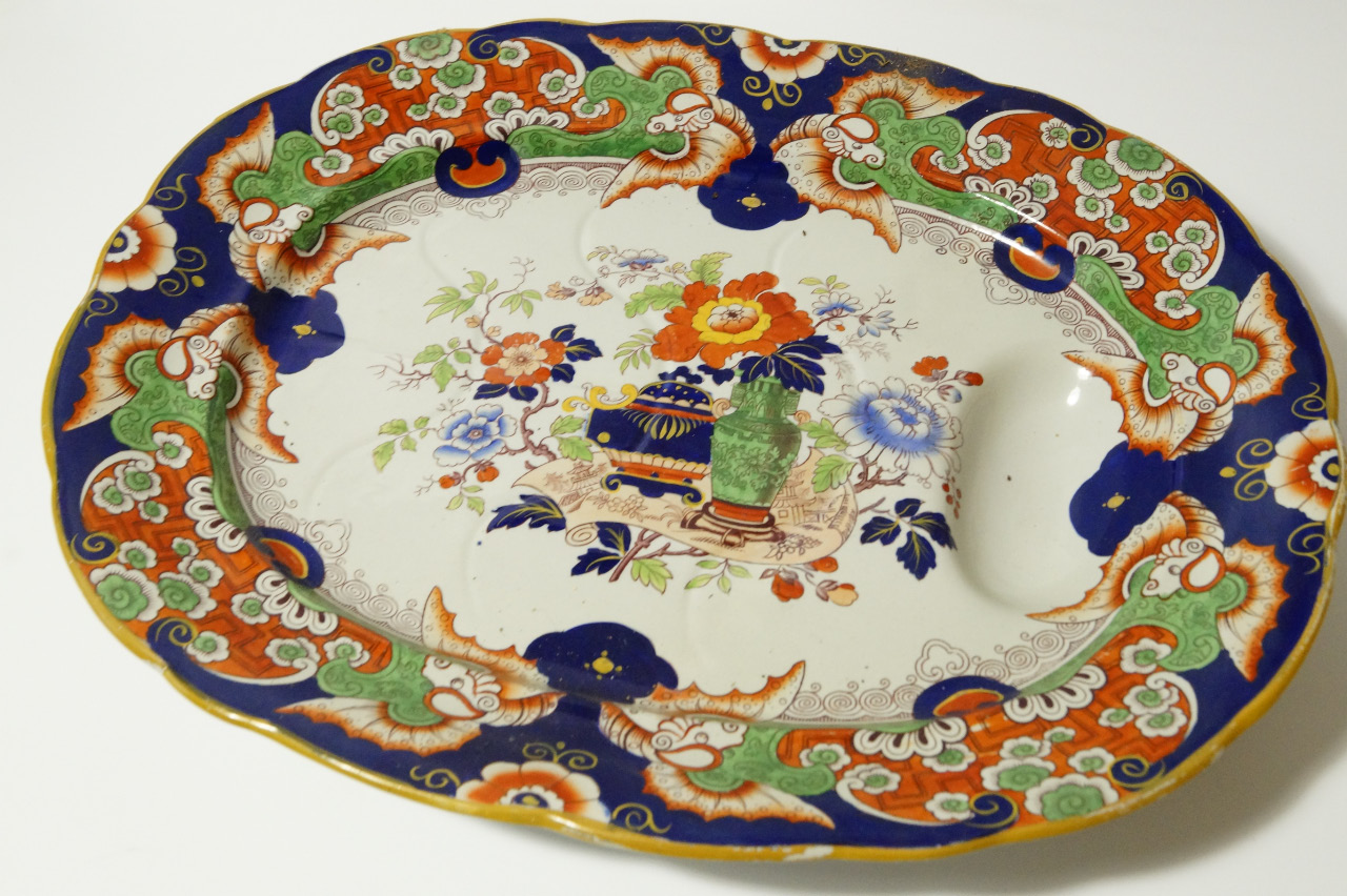 Appraisal: A thC Ironstone china turkey dish with a shaped outline