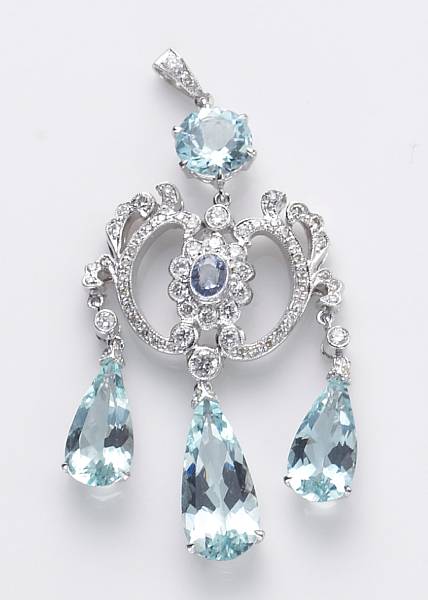 Appraisal: An aquamarine sapphire diamond and k white gold pendant estimated