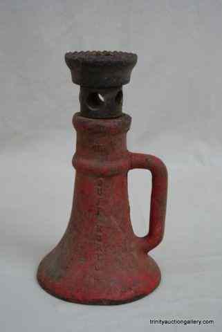 Appraisal: Vintage Duff Norton Iron Screw Type House JackThis is a